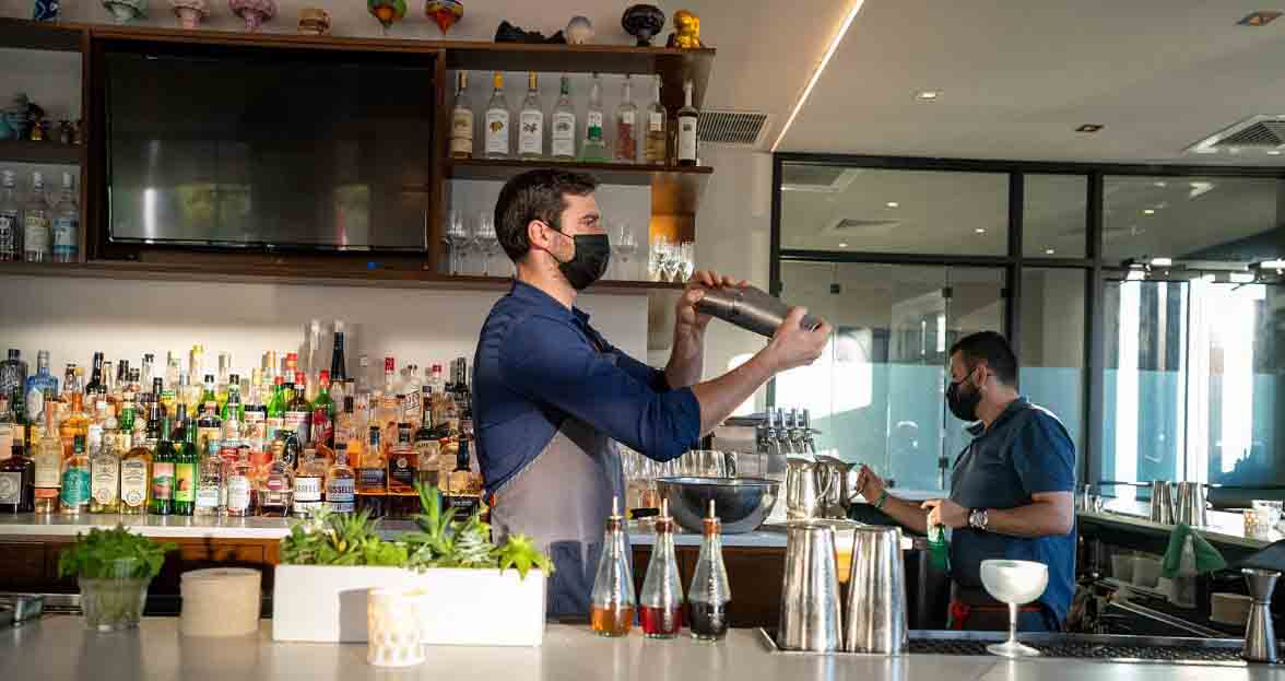 Customer Care in Bar Operations